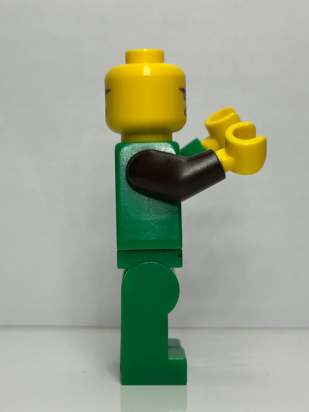 Lloyd Forbidden spinjitzu