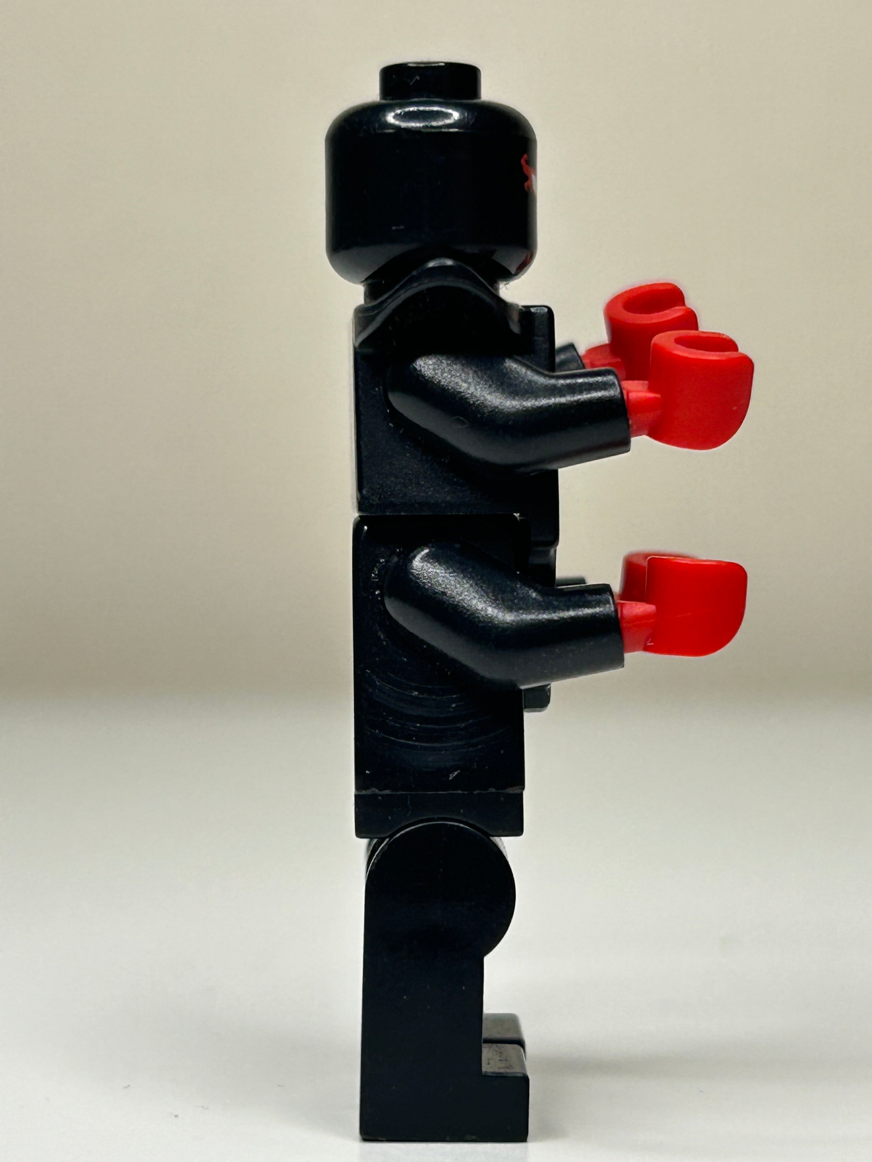 Mr E (4 arms)