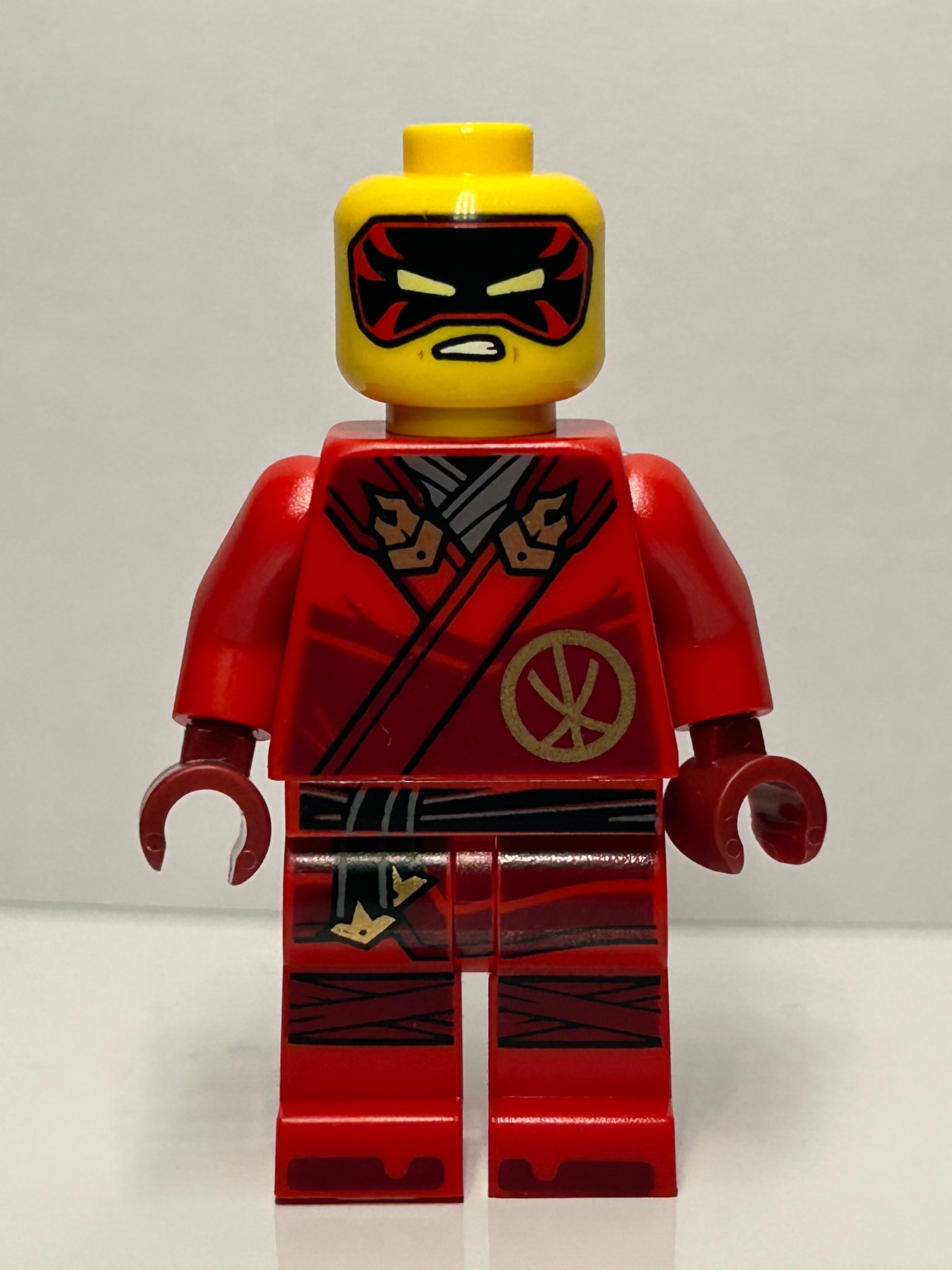 Kai Merge robe