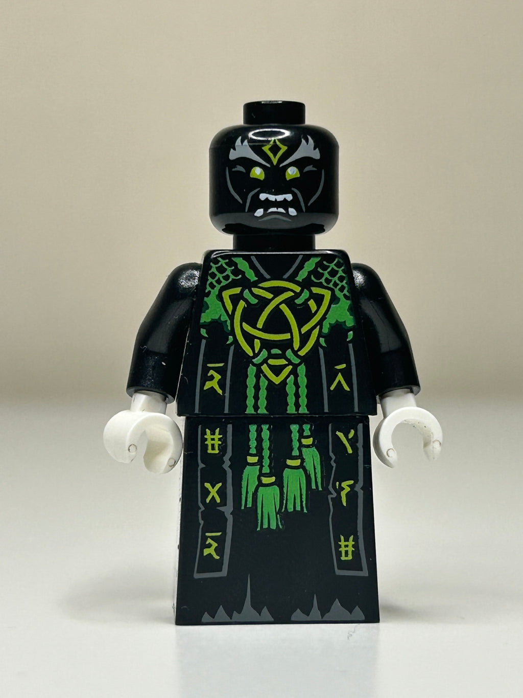 Skull Sorcerer