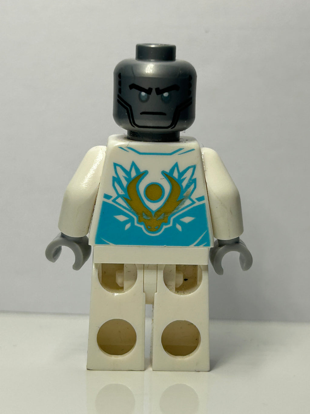 Zane Merge robe
