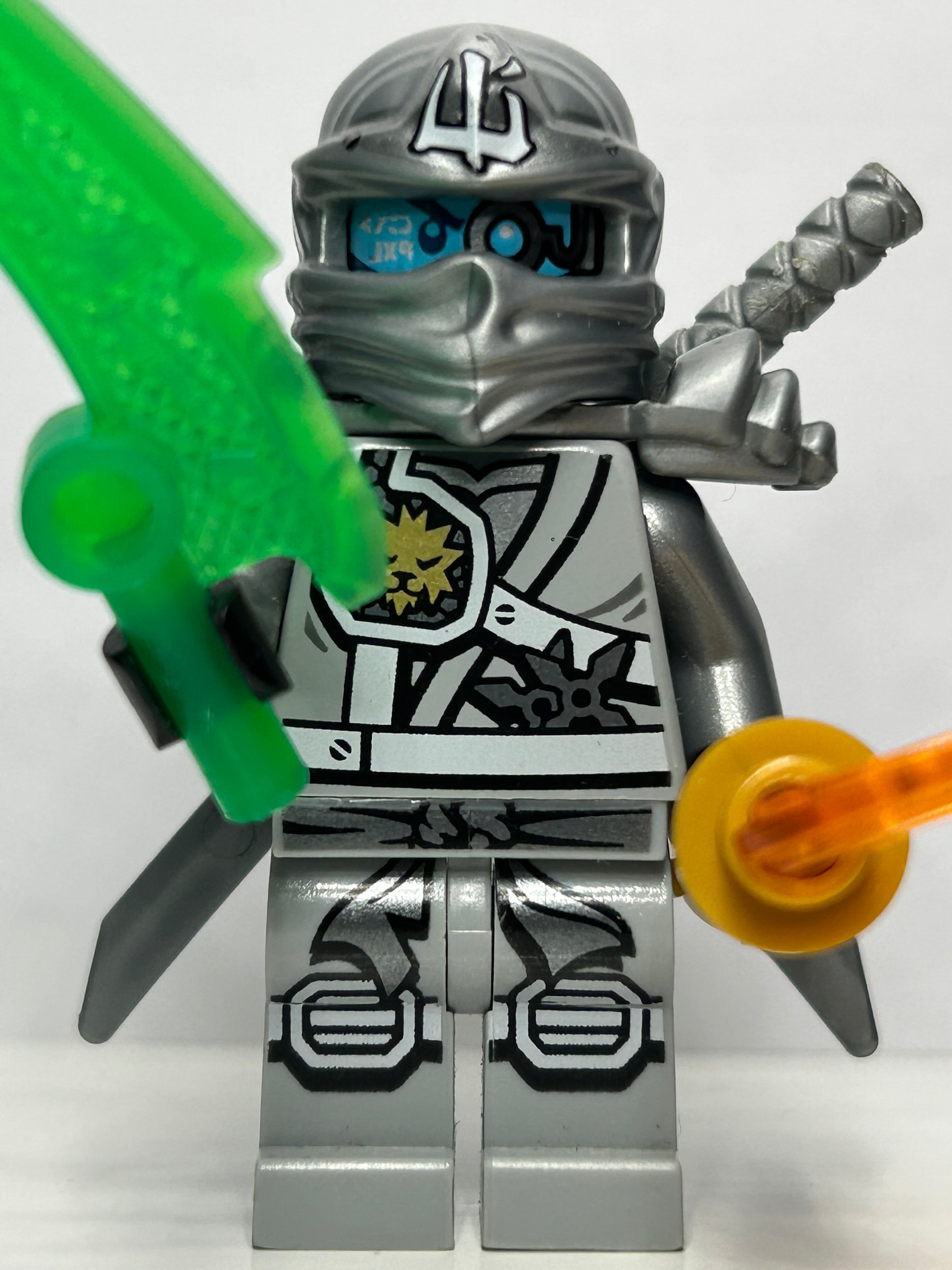 Zane Jungle robe (shoulder pads)