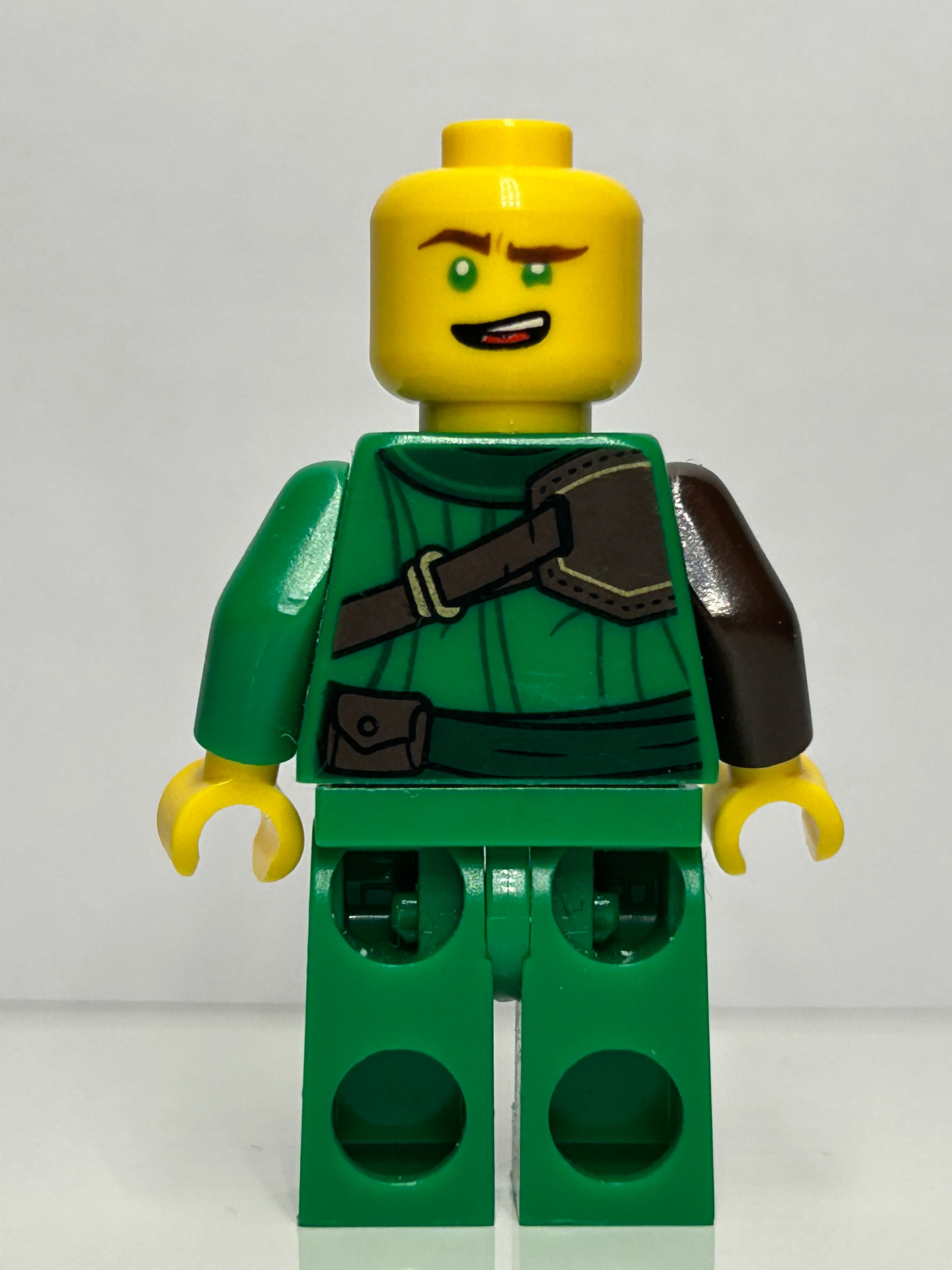 Lloyd Forbidden spinjitzu